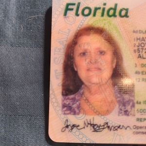 Meet your Posher, Joyce